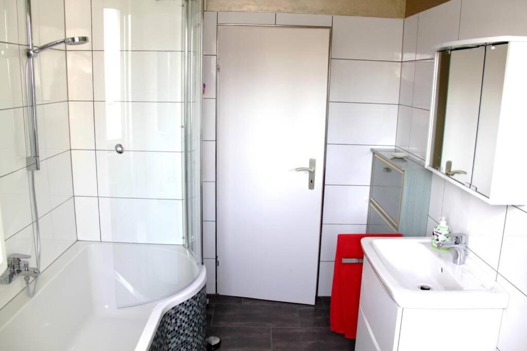Arche Noah Reilingen Near Hockenheim And Walldorf Exterior foto